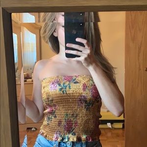 Sleeveless velour top